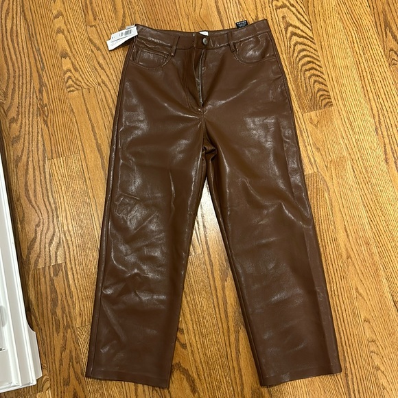 Aritzia Melina Cropped pant- NEW WITH TAGS- NEVER WORN - Picture 1 of 2